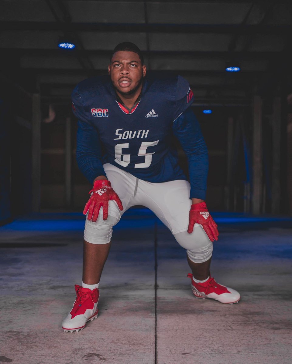 josh_ball32's tweet photo. Just letting Twitter know I’m still alive and that it’s game week🤝🏾 https://t.co/fgHQKTgYfD
