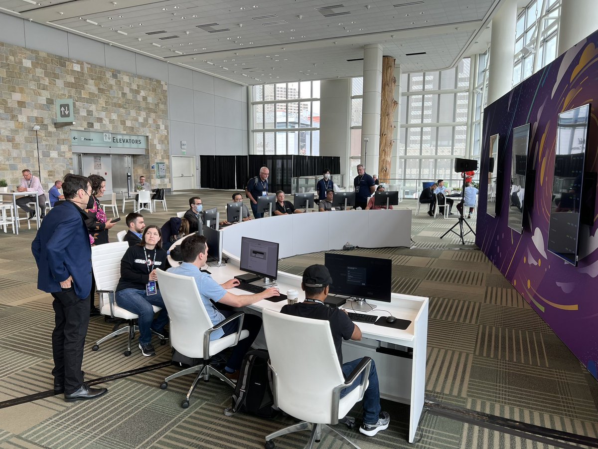 We have a full house here at the <a href="/VMwareHOL/">VMware Hands-on Labs</a> Odyssey labs <a href="/VMware/">VMware</a> Explore!  #VMwareExplore