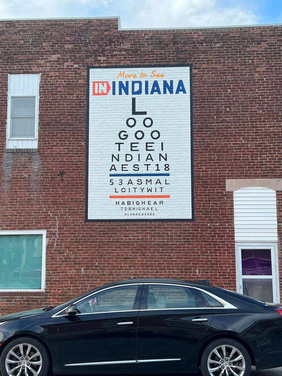 RadiusIndiana's tweet photo. Loving this new mural in Loogootee! Go check it out if you haven't seen it yet.

#RadiusRegion #RadiusStrong https://t.co/RpWzoQJlbQ