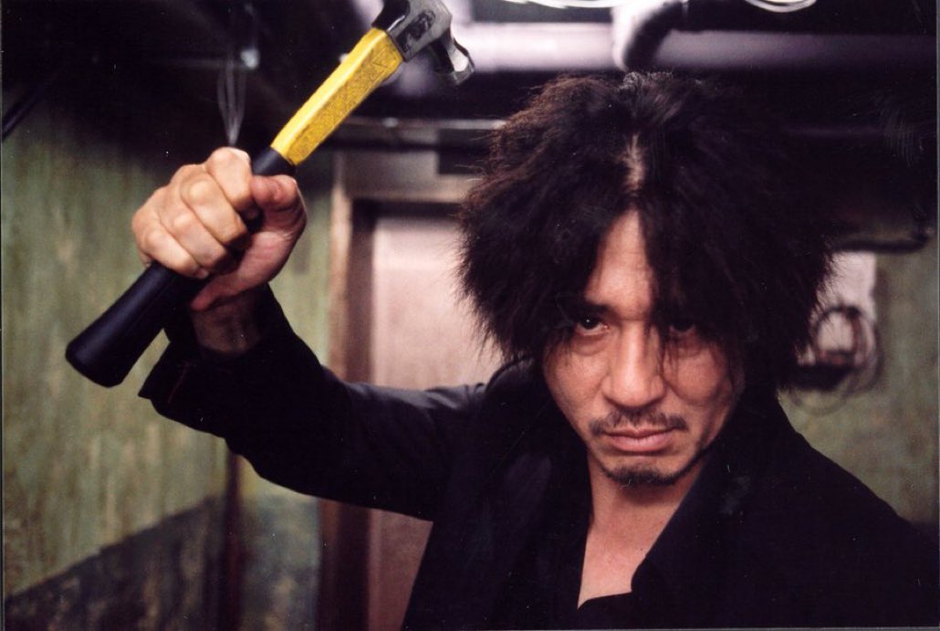 DiscussingFilm's tweet photo. Park Chan-wook’s ‘OLDBOY’ will release in theaters restored and remastered in 2023. https://t.co/7nhJzPZYOy