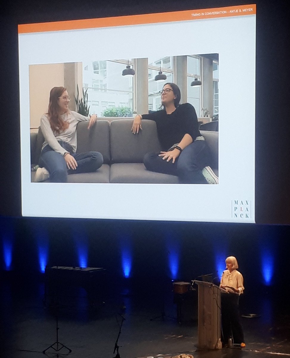 Escop2022's tweet photo. Broadbent lecture from Antje Meyer: "Timing in conversation" 

A great way to begin the conference! https://t.co/0Akwi0f2Ei