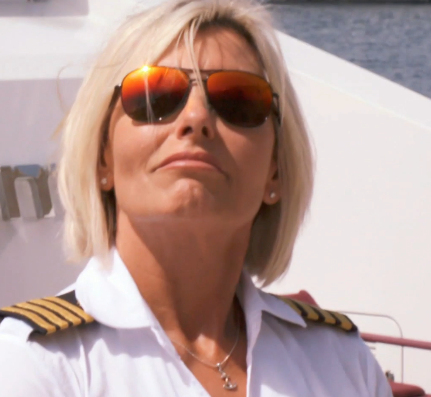 TVTango's tweet photo. ⭐Watch tonight @BravoTV 8pm Linear Television Premiere Episode "Wine Im-Pairing" #BelowDeckMed w/ @CaptSandyYawn @ZeeD0134 #NatashaWebb #DaveWhite @CourtneyVeale #NatalyaScudder #KyleViljoen #StormSmith #JasonGaskell About https://t.co/94AMiiNrYR https://t.co/kOsEPmTZlw