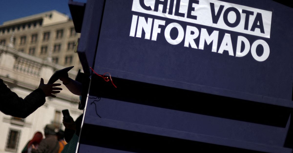 Chile battles flood of 'half truths' as constitution vote nears reut.rs/3AvCRg9