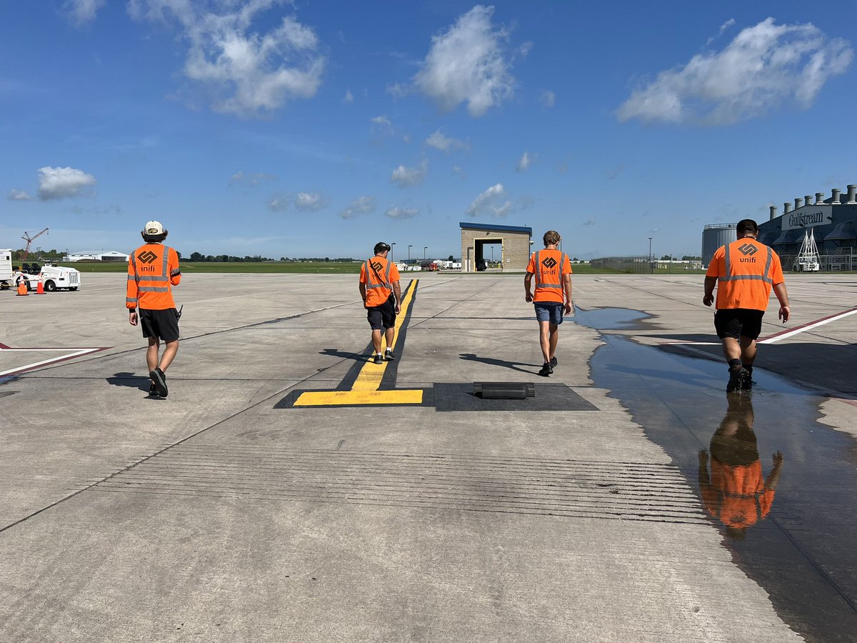 FOD walk’s help make sure our flights arrive and depart safely. Thank you team for making sure we are doing things SAFE! @Cmkressig @Renata74230255 @UnifiAviation @HollyMc48826135