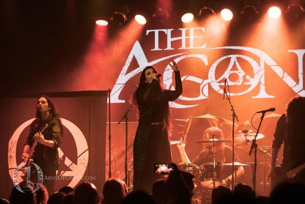 theagonist's tweet photo. We can't wait to have fun with you guys on stage soon!
📸: @armyofonetv
#theagonist #vickypsarakis #dannymarino #simonmckay #chriskells #pacojobin #concertphotography https://t.co/02zx7QqvSJ