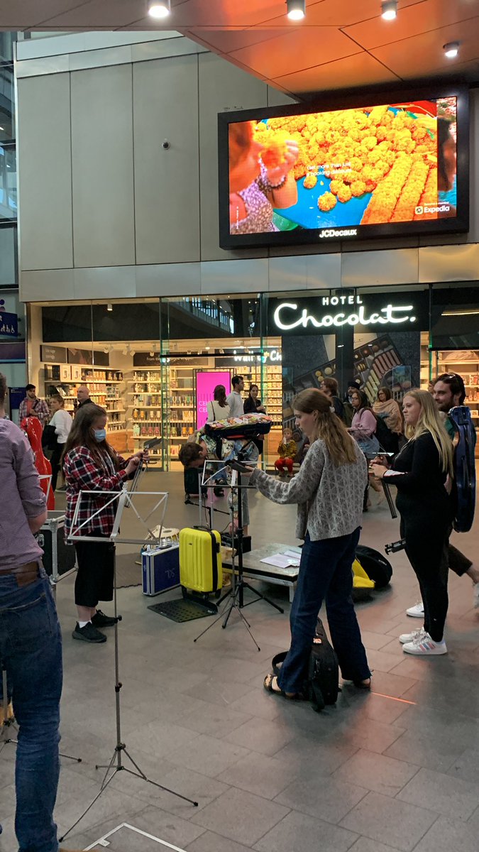 Street Orchestra Live tweet media