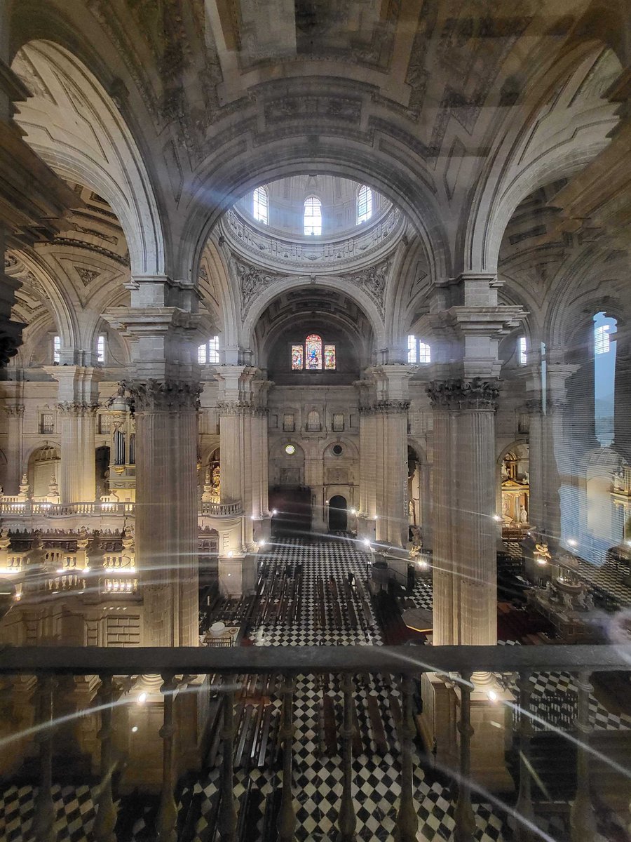 La Catedral de Jaén, reina absoluta del Renacimiento español 🥰 una catedral maravillosa, la obra de arte de Andrés de Vandelvira, que pronto será Patrimonio de la Humanidad, no tenemos la menor duda.¡Ven a conocerla con nosotros!
<a href="/jaenturismo/">Jaén ParaísoInterior</a>
#claritasturismo #claritasjaen #jaen