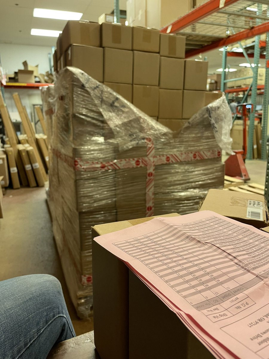 NickiToma's tweet image. No wonder they hate us so much. Sorry Avis. 😭👽 #TheOrville🚀