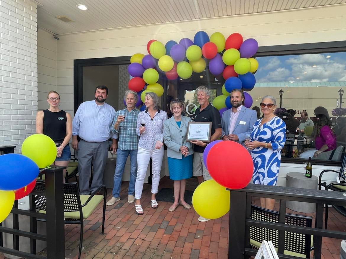 LeesburgEconDev's tweet photo. A #ribboncutting was held on Saturday, August 27 to celebrate the #grandopening of October One Vineyard Wine Tasting Shop, in #Leesburg >> https://t.co/627IgGUpak #OctoberOneVineyard #downtownLeesburg #leesburgva #townofleesburg https://t.co/DMqhbzT0Pp