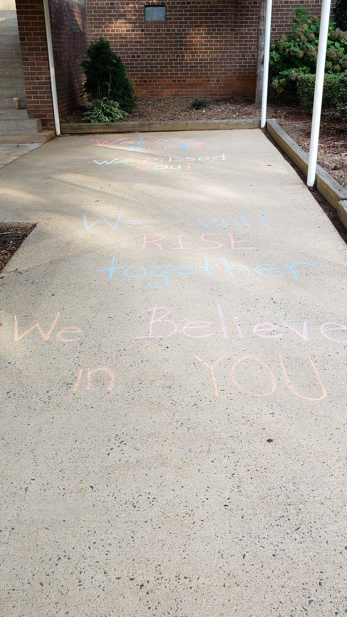 m_a_berryhill's tweet image. Excited for the rest of our #PhoenixFamily to return today! Welcome back @SouthProvSchool students! We missed you! @SteveCampbellnc @AGHoulihan @UCPSNC #TeamUCPS @DiazTeaching @JLago16