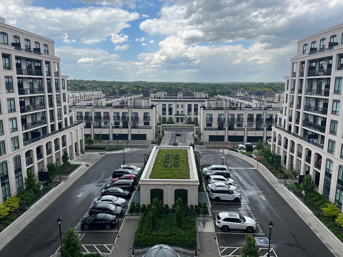 About_MPS's tweet photo. We are serious about our Condo properties. Along with our condo partners we ensure the residents can be proud of the grounds where they live and play. #Condos #MarkhamCondos #TorontoCondos #GreatPeopleBuildingGreatFutures https://t.co/2RovzTkyJK
