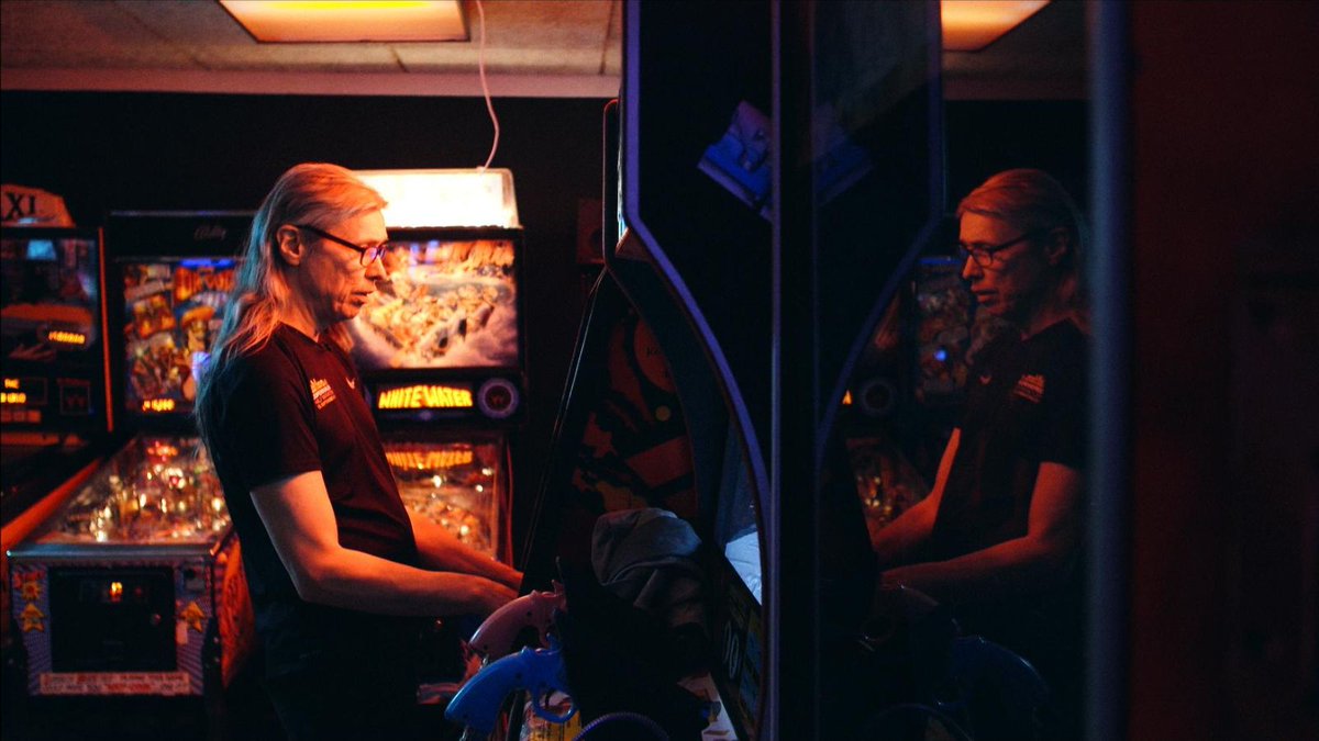 FG_FCE's tweet photo. 📽️CANNON ARM & THE ARCADE QUEST - with the help of his friends Kim Cannon Arm attempts to play 80s arcade game Gyruss for 100 hours to set a world record!
🗓️ 06/09⏰6:30PM
📍Belgrave 🎟️https://t.co/1n5WUf1Yah
���️Play Gyruss after the film too!
#Scalarama2022 #Leeds #EventLeeds https://t.co/2Si4Z2y982
