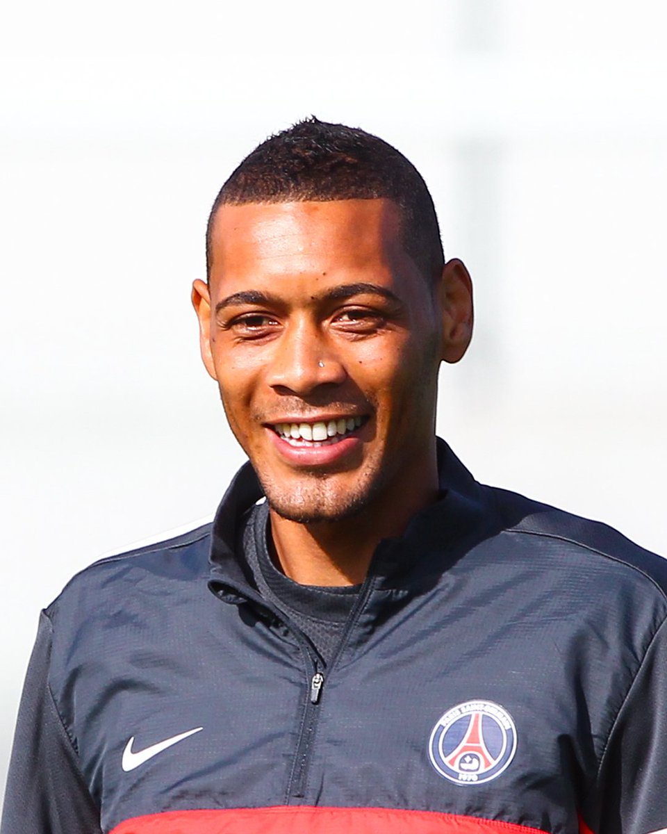 PSG_inside's tweet photo. ❤️ Merci pour tout @hoarauguillaume ! 💙

Une belle carrière qui prend fin, bonne continuation pour la suite ! 🤗 https://t.co/zG8DuzYgR1