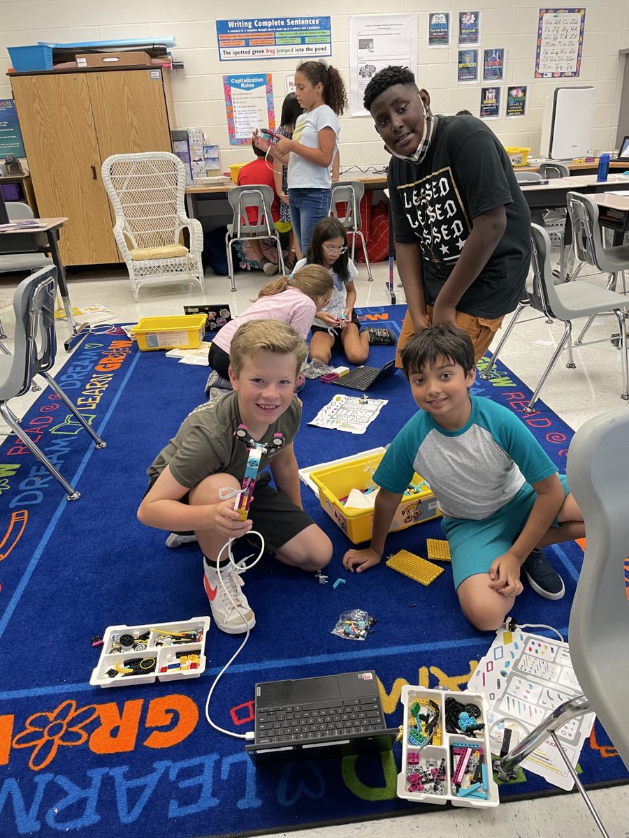 BST Fifth Grade Team tweet media