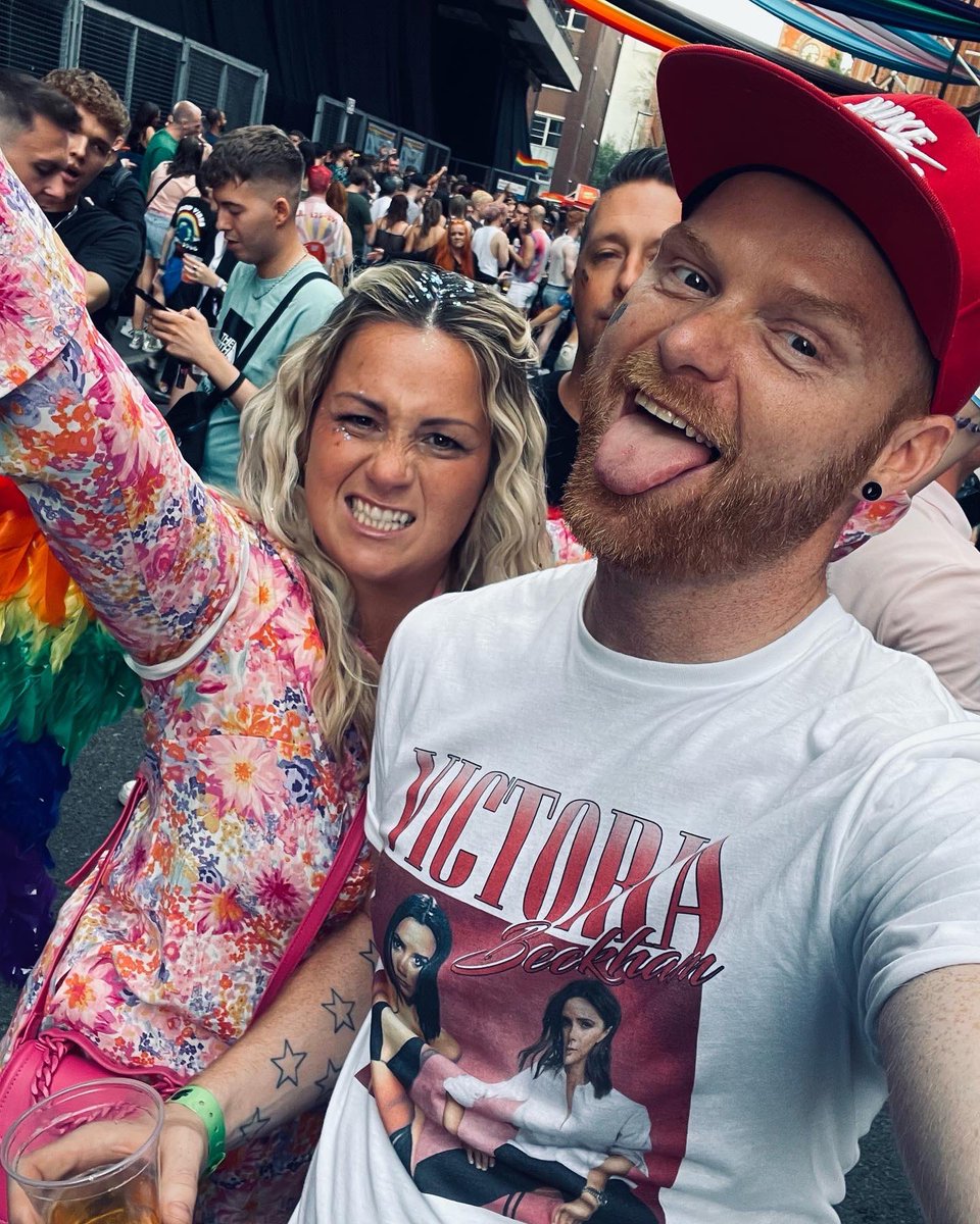 danieldonald_85's tweet photo. Some Pride Saturday Photos π³οΈβπ
#saturday #ginger #gingermen #gingerbear #gingersofinstagram #gay #gaymanchester #gayman #gaysingle #gayselfie #gayhottie #gaysofinsta #gayscruff #gayjock #gayboy #gayfollow #bear #lgbt #boyswithbeards #menwithbeard #pride2022 #victoriabeckham https://t.co/eiIc21cSMk