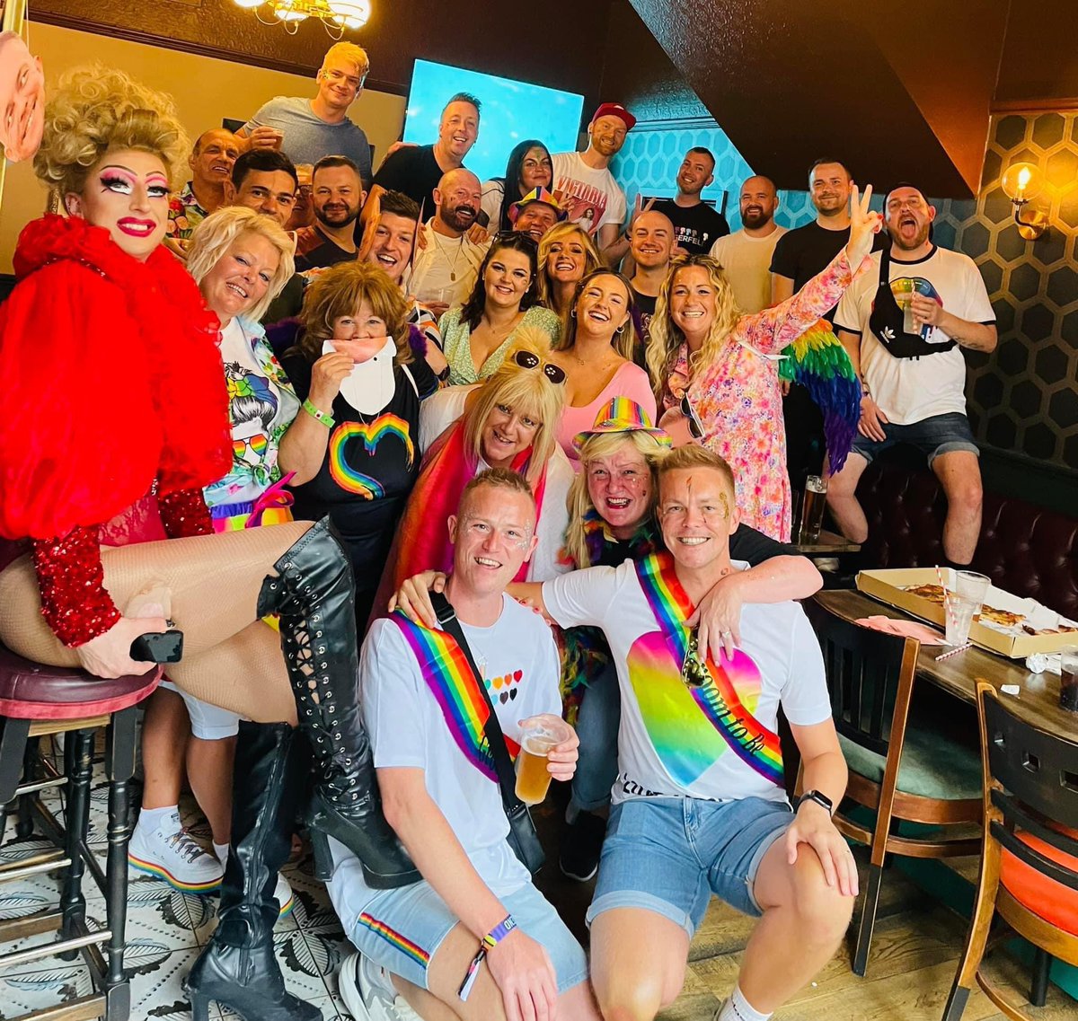 danieldonald_85's tweet photo. Some Pride Saturday Photos π³οΈβπ
#saturday #ginger #gingermen #gingerbear #gingersofinstagram #gay #gaymanchester #gayman #gaysingle #gayselfie #gayhottie #gaysofinsta #gayscruff #gayjock #gayboy #gayfollow #bear #lgbt #boyswithbeards #menwithbeard #pride2022 #victoriabeckham https://t.co/eiIc21cSMk