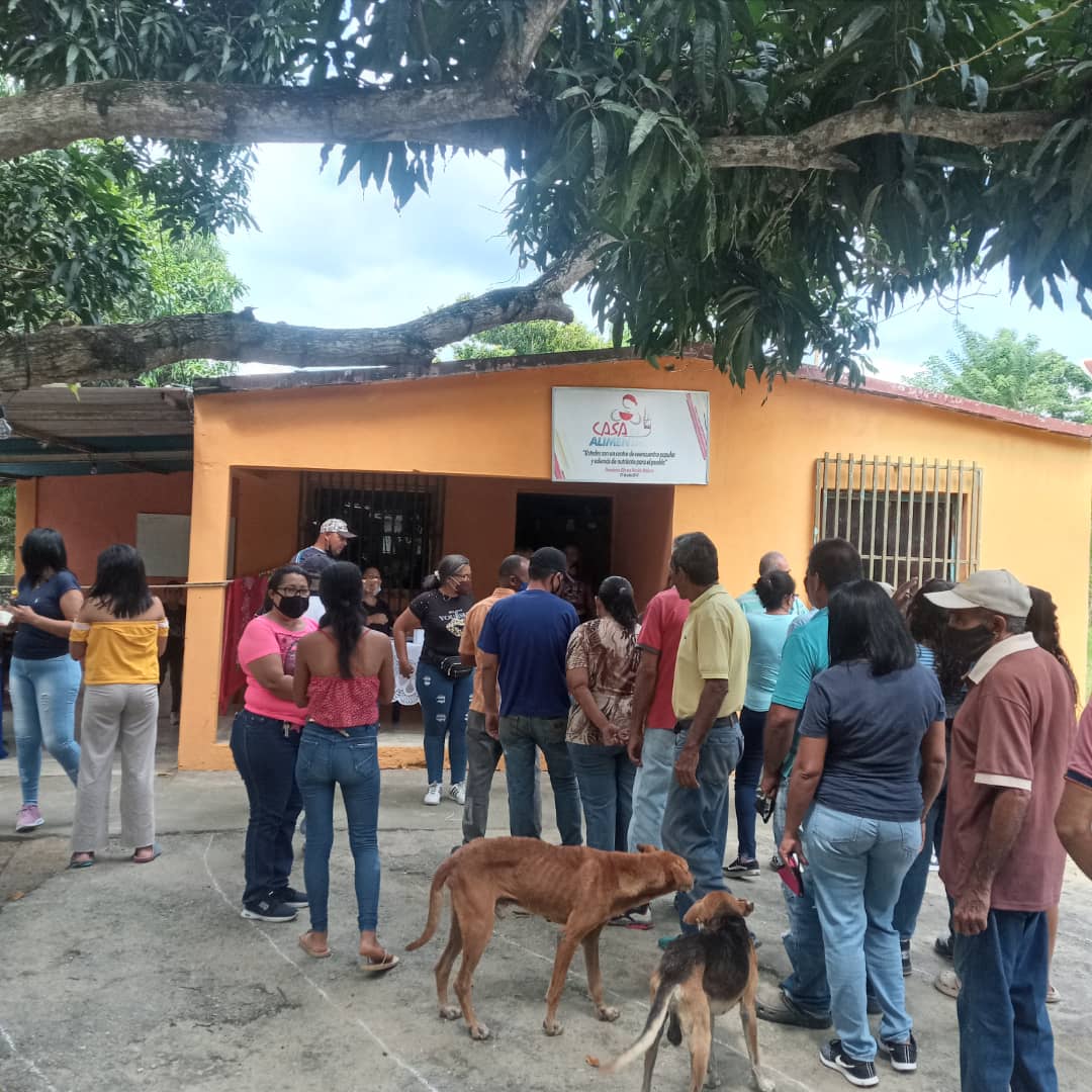 Yar33L's tweet photo. También en @YAR15Mg nuestros facilitadores @Chkhaki y @Sarod9 participaron activamente en la elección de jefes de comunidad de su sector… 

#PueblosUnidosPorLaPaz
¡Vamos!
@Gabrielasjr
@LuisinfoVen
@Mincyt_ve
@VzlaInfo1 https://t.co/wkI0UCi1y7