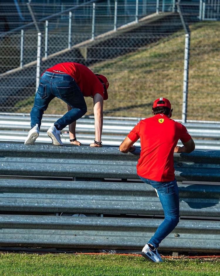 lercsainzz's tweet photo. carlos sainz and charles leclerc trying to escape ferrari (REAL!) https://t.co/u906t6X5BT
