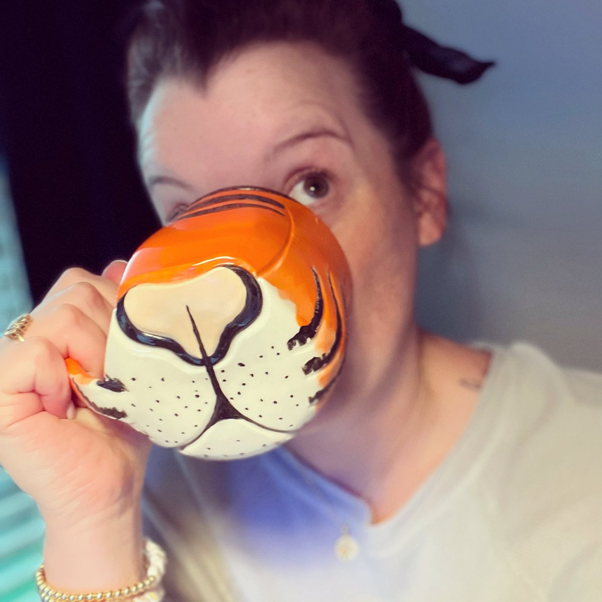 vulcan_mommy's tweet photo. It’s officially that time of year again when my mood and what’s in my mug are directly related to how #auburnfootball played the previous weekend. Best of luck to all the lesser teams out there. 🏈☕️
#mugmonday #showmeyourmug https://t.co/YeXuXkxfp3