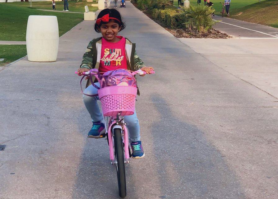 shm_lee's tweet photo. @BurgerKingQatar #ridelikeaking - Ride sustainably 😍 https://t.co/meB3b9HQnL