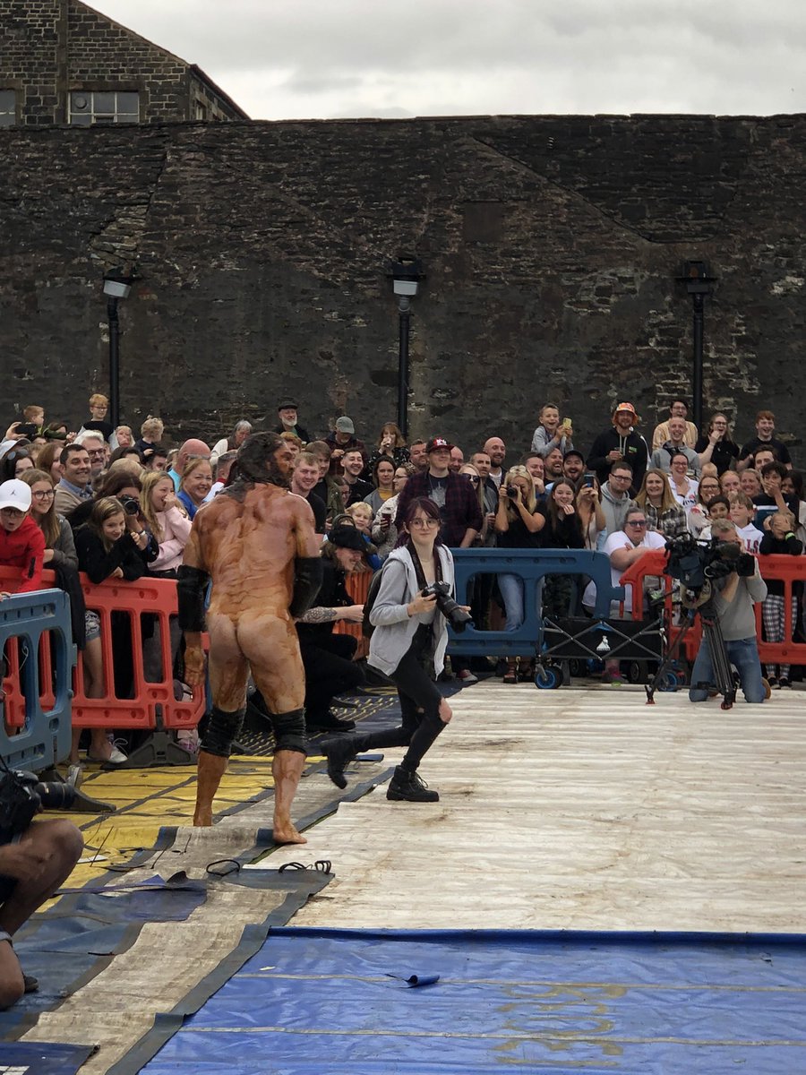 monkeypiefish's tweet photo. #worldgravywrestlingchampionships #stacksteads #roseandbowl #gravy #wrestling #wardrobemalfunction https://t.co/7I0ypdgEv1