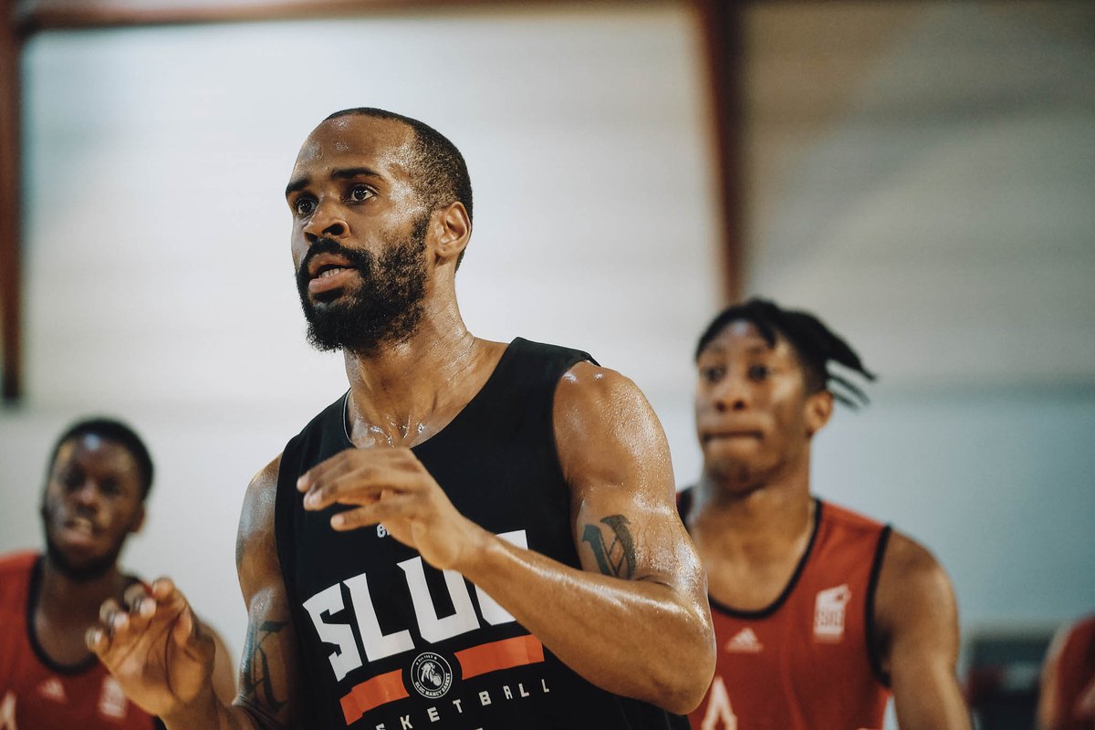 SLUCbasketNancy's tweet photo. Allez on lance la semaine avec un petit retour en images sur le match de samedi soir à St Nicolas ! 🤩

📸 @BBlackrish54 🙌 https://t.co/GA4ekEWsdv
