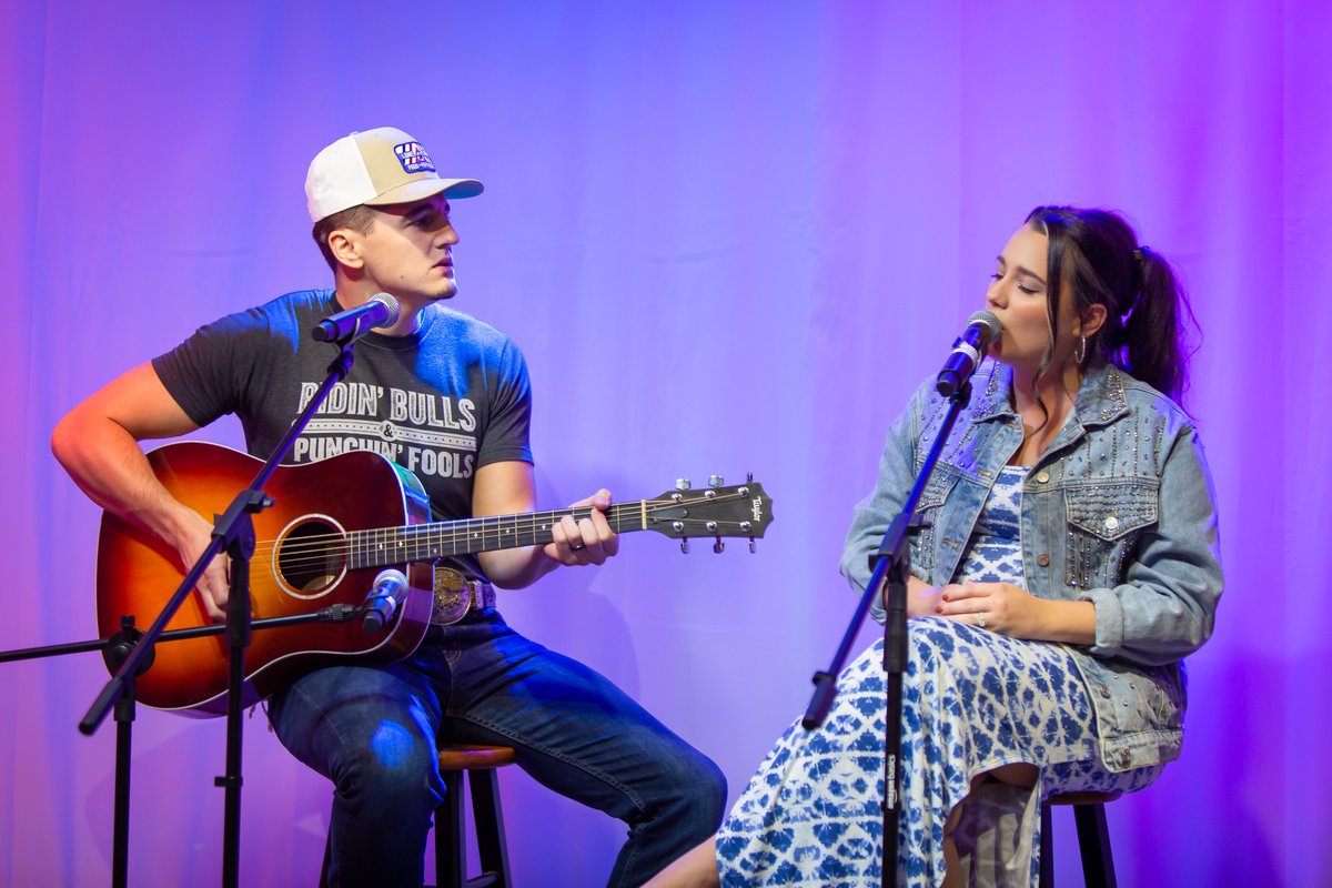 ChildrensPgh's tweet photo. Country music superstar and Pittsburgh native, @GabbyBarrett_ , made a special visit to UPMC Children’s on Friday and performed in our Dream Big Studio and answered questions from patients. What a fun day! https://t.co/rFvu0gmpu9