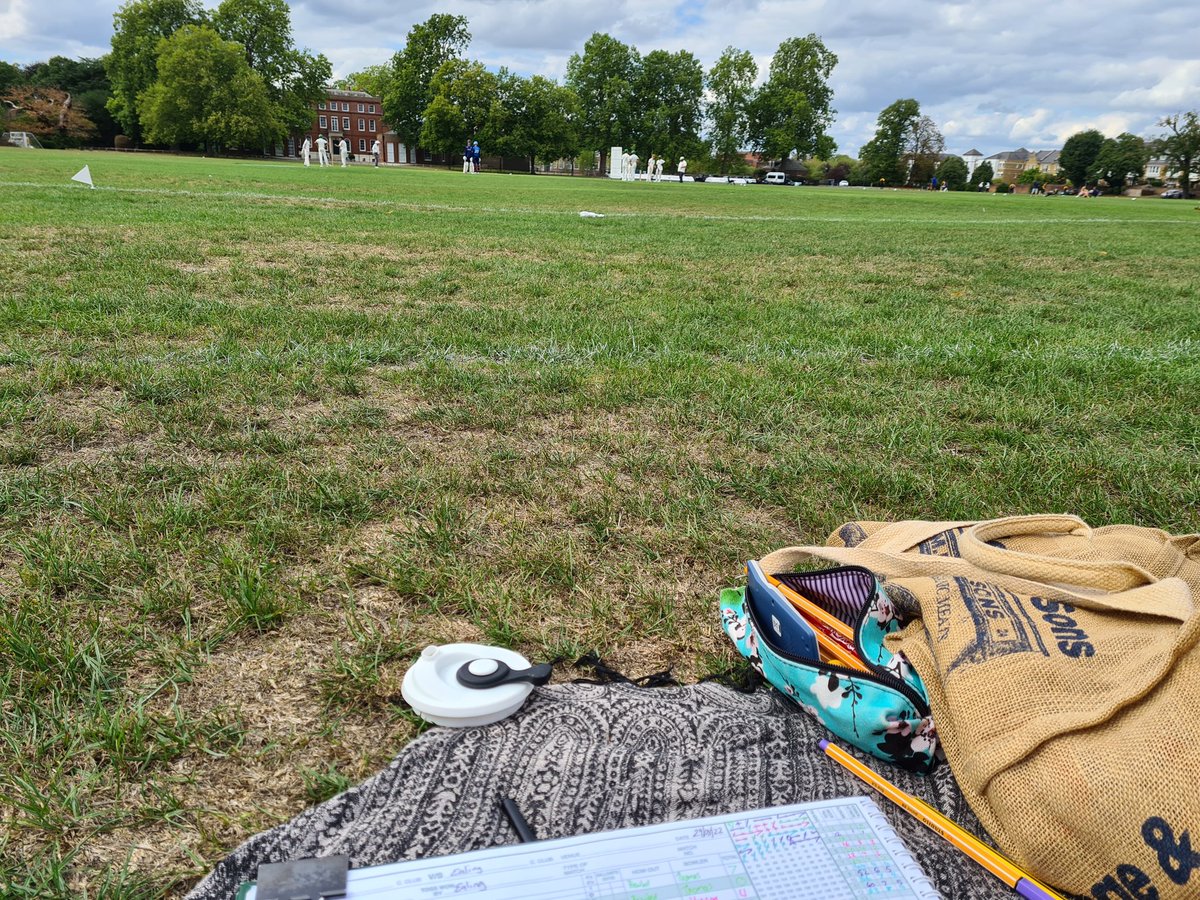 lrolles1981's tweet photo. This is not a #scorersview I am spectating #tempoffice https://t.co/fhWCHUYDZ9