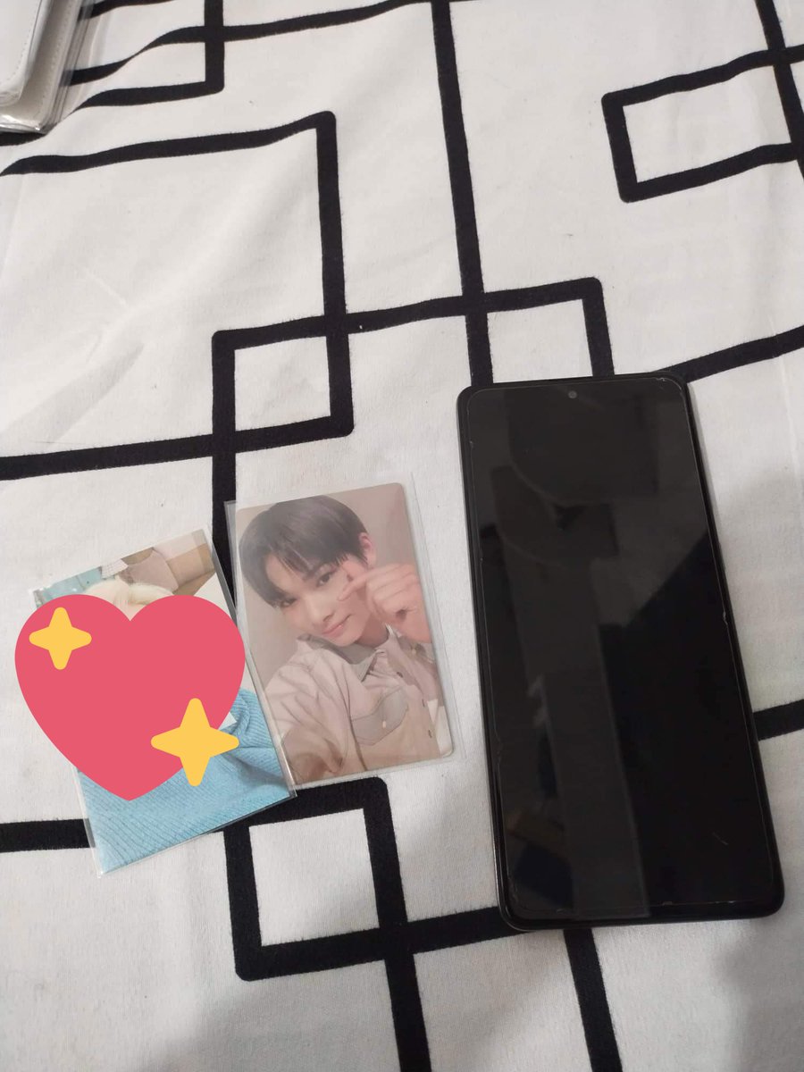 brocconi_ki's tweet photo. ✧･ﾟ:  wts lfb ph android phone 

Samsung A71 - 10K (bought for 20k)

❗w/ free ni-ki jp fleet pc 🥲 

rfs: will upgrade phone >< 

※ dop is negotiable 
※ 128 gb storage 
※ has a scratch on the back (see pic below) 

dm for inquiries and vids! ^^ https://t.co/qNWTKxg7xA