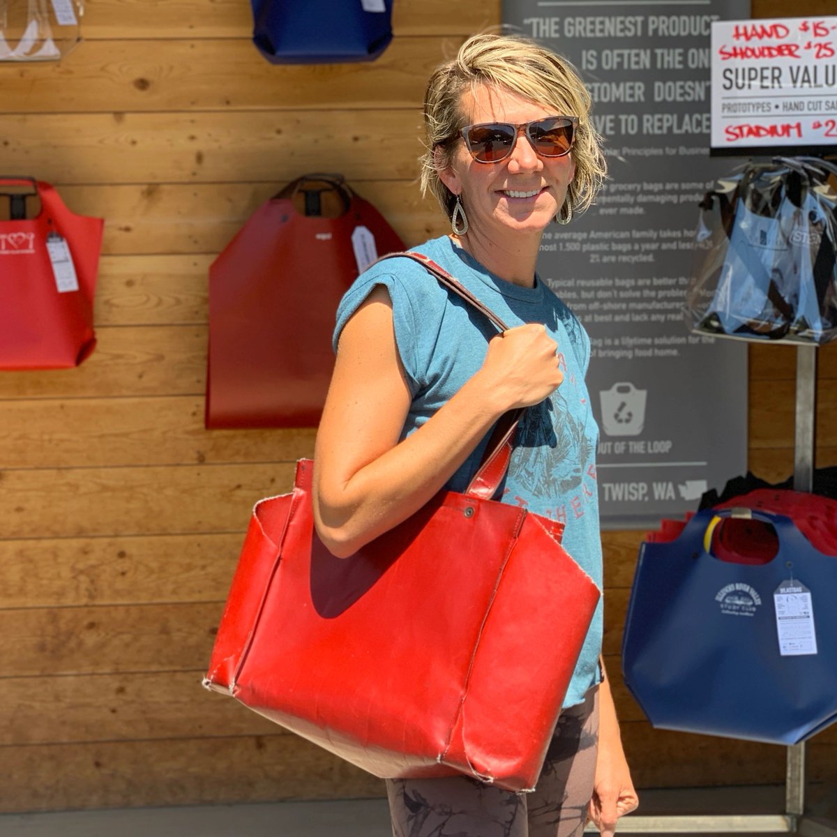 EqpdGear's tweet photo. An absolute original. 

#geteqpd #madeinWA #madeinUSA #methowvalley #littlestarmethowvalley 

*One of our very first bags ever, built summer 2014. https://t.co/bmzUlrzRpD