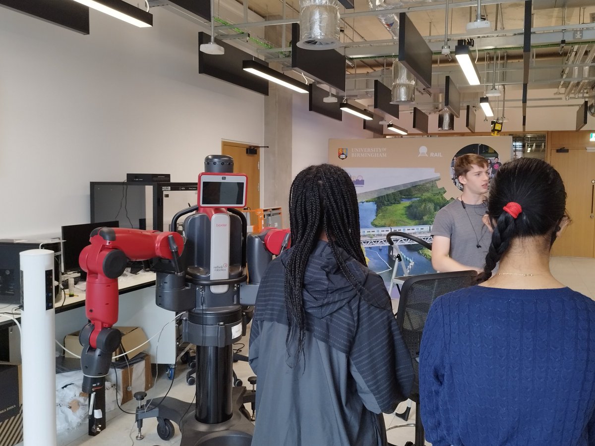 brunhofraga's tweet photo. Thanks to all the colleagues who contributed (@NicoleUoB, @aleksmonka, @rizasiregar3, @uob_bear, @Richardwrhood    and many more). It was a fun experience, and I found very satisfying to know that they had a great time and enjoyed the activities and visits we planned. https://t.co/CnJ3HnavFW