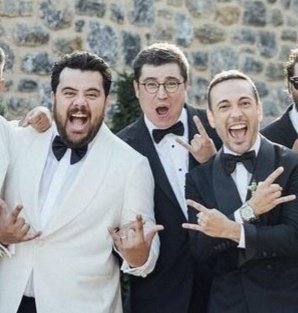 yagmuradamicin's tweet photo. sizin dostluğunuz 🥺🧿💖 #3Adam
#DemetOğuzhanWedding https://t.co/QYpULuxgx6