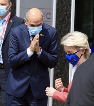 francekkrebs's tweet image. Dovolj zgovorno.👍💪⤵️⤵️⤵️