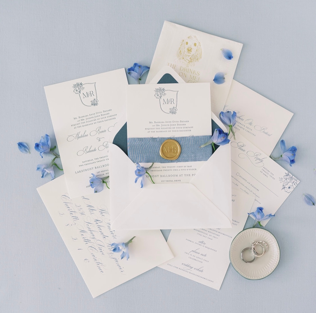 olivepaper's tweet photo. "Deb has the best way of walking her clients through the stationery process, making it easy and most of all, enjoyable!​​​​​​​​
​​​​​​​​
Selecting paper, fonts, and all the extra details can be incredibly overwhelming for a first-timer, but Deb tak https://t.co/YvXP7OelDH