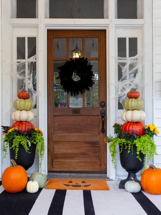 hgtv's tweet photo. Which of these fall-tastic entryways has you ready for autumn? https://t.co/o3MxFUPvBA