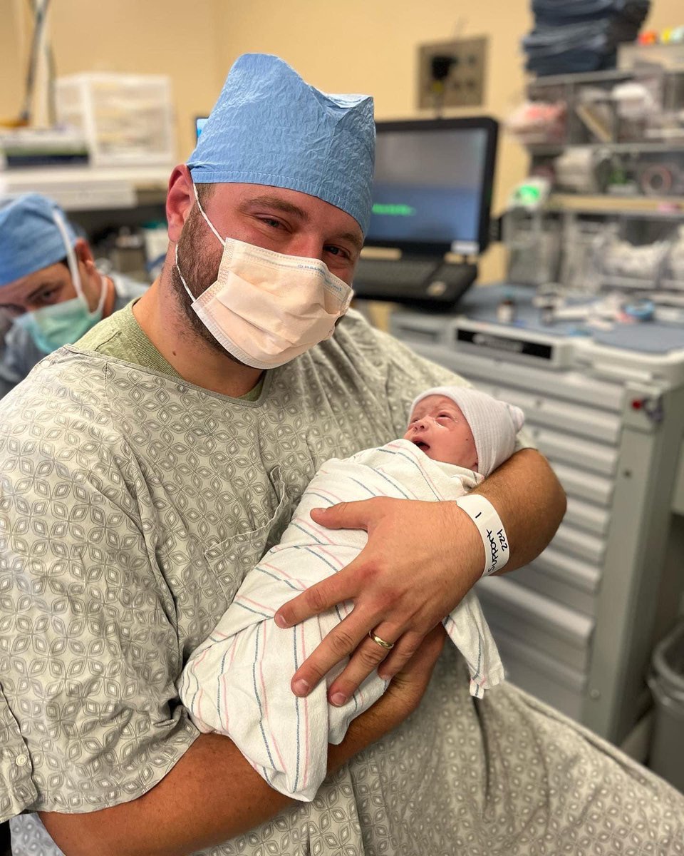 CTVols55's tweet photo. Sloane Elizabeth Thomas made her debut 8.25.2022
My wife is a rockstar, and we are so blessed 💕 https://t.co/MR6Xemlj3t