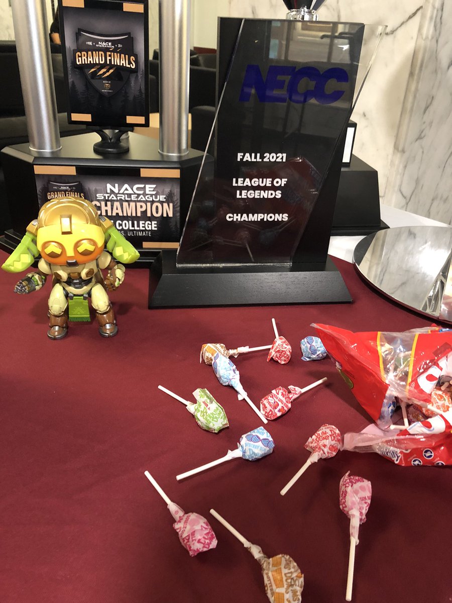 Orisa says the lollipops are only for people who come to the esports table on campus :)

Oh well, we didn’t make the rules