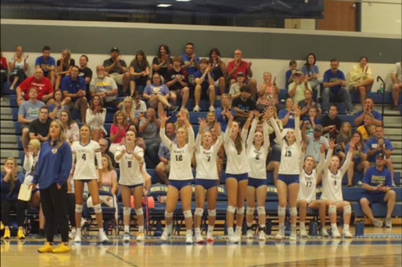 FHHSGirlsVB's tweet photo. BIG WEEK for your Vikings!

Monday v. Holt 
@ FH
JV 4:30
Varsity 5:30

Tuesday v. Eureka 
@Eureka

JV 4:30
Varsity 5:30

Thursday v. Fort Zumwalt West
@FH

Freshman &amp; JV 4:30
Varsity 5:30

#Unmatched  #2022Volleyball https://t.co/L972i4ppsv