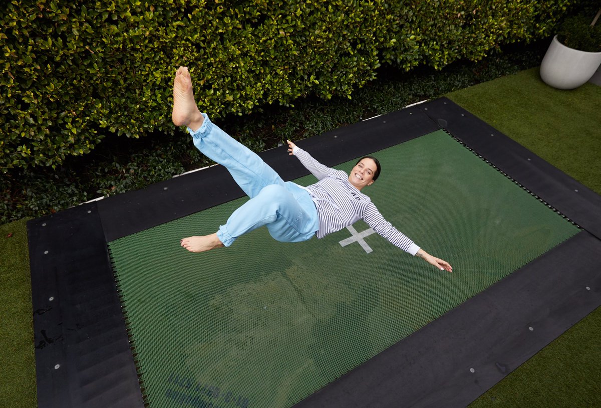 anabellesmith93's tweet photo. Training or having fun, I hope to be bouncing and flipping forever 🤩🤩#mrtrampoline #premiumbounce #ultimateflight #partner https://t.co/akvrm77WOj