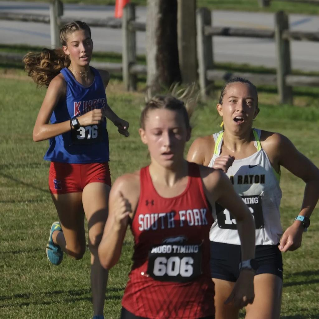 tkalionsxc's tweet photo. At Park Vista Invitational junior & veteran XC runner Avery Fronrath claimed 3rd place honors Saturday leading Lady Lions Varsity squad. She posted an 18:46 her best season opener & just 13 seconds off her PR! Well done #TKALions #TKALionsXC #TKALionstrack #flrunners #wjmxccoach https://t.co/A5VkJkVMnb