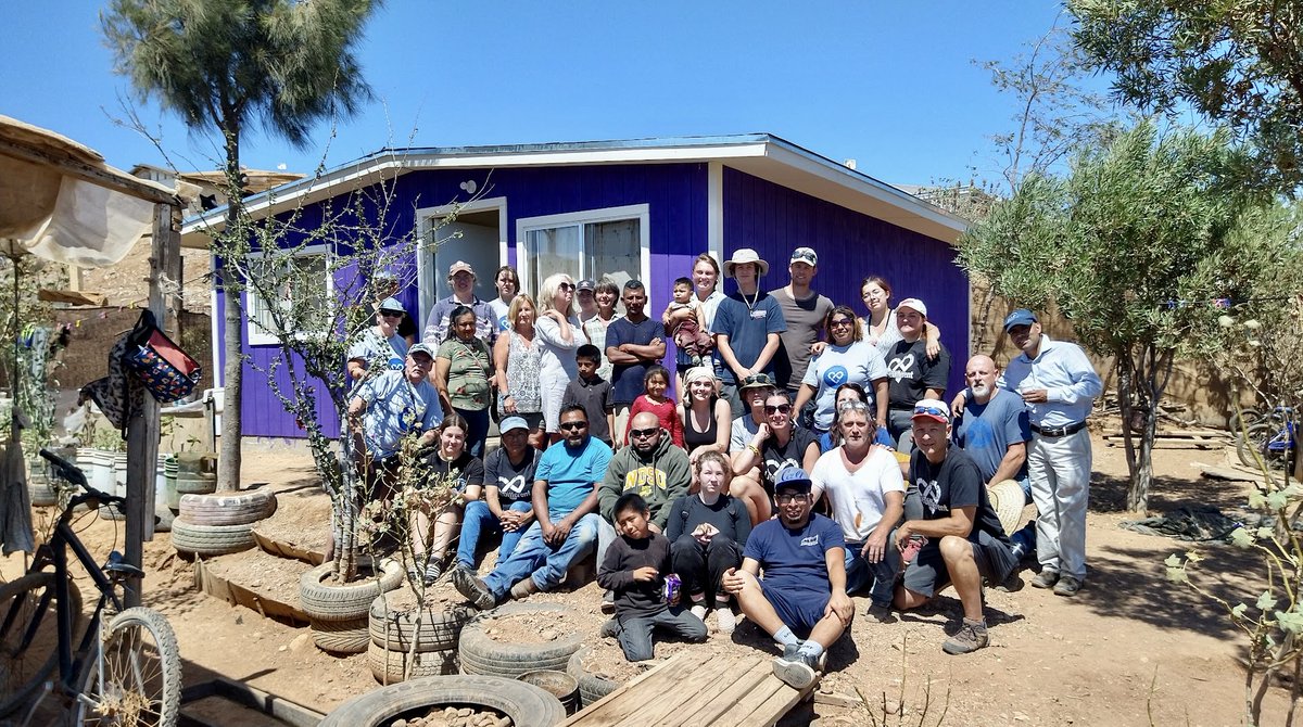 LiveDiff's tweet image. One of the best things about a public build is making friends from all over 🤝  We’re so grateful for this group's hard work and dedication, and can’t wait to welcome them back in the future. 
Interested in joining a LiveDifferent Build? Learn more: bit.ly/3RA2GTp