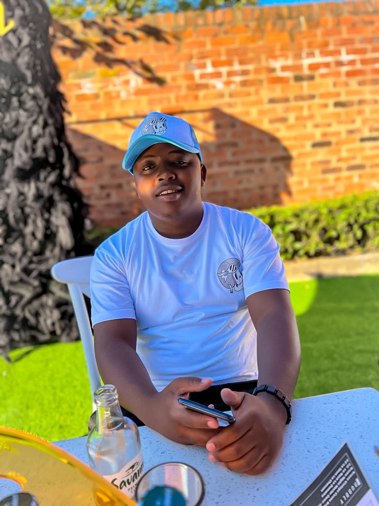 Minenhle224's tweet photo. Keep applying pressure, Always 🏆

The Official BOKAMOSO ghost inspired T shirt @bokamoso_97 ❤ https://t.co/rLr54vqLuG