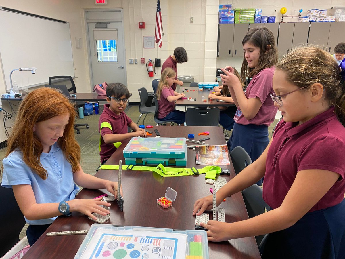 PCS Elementary STEM tweet media