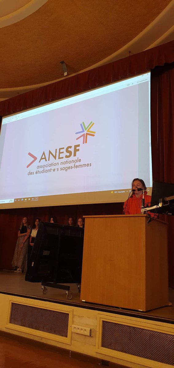 Ines_ANESF's tweet photo. #Passation | J'ai pu être présente au nom de l'@ANESF_FR lors de l'AG de passation de @AESFL_Lille avec la @FedeGalille.
Félicitations au nouveau bureau fraîchement élu ! 
Et bravo à l'ancien bureau pour cette année riche en projets 🎉 https://t.co/CEH0THIDfC