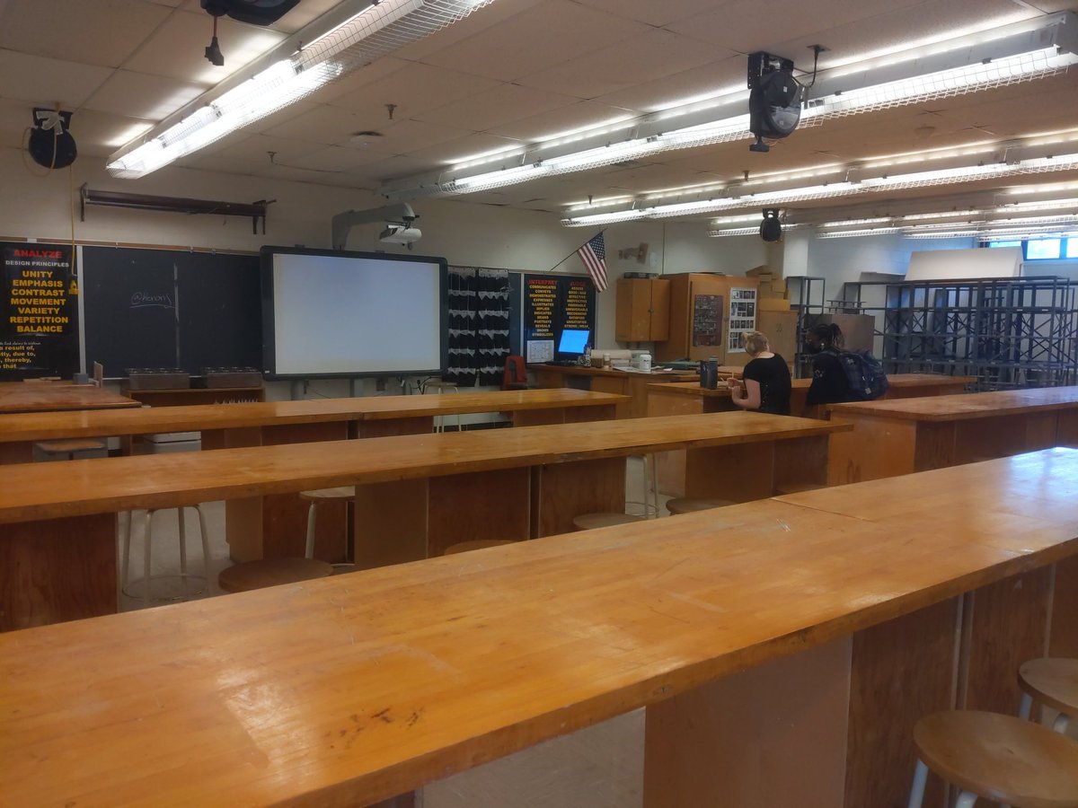 QOCeramics's tweet photo. Have a great first day everyone! #firstdayofschool https://t.co/C6G4hG0kXN