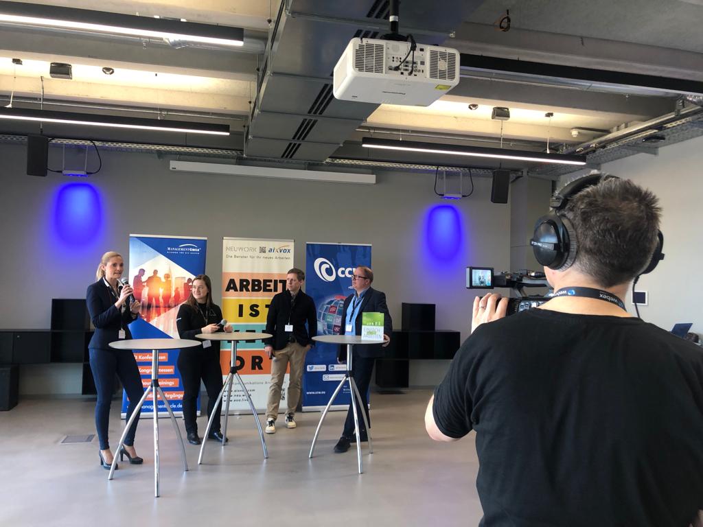 Watch out! Es gibt 10 Virtual Meetups mit <a href="/detlevartelt/">Detlev W. Artelt</a>   von <a href="/aixvox/">aixvox</a> &amp;  21 Ausstellern der CCW 2022 SPEZIAL zu Trends, Chancen + Herausforderungen rund um  Kundenservice: 

ccw.eu/blog/virtual-m…

 #customer #customersupport #CCWberlin #CCW2023