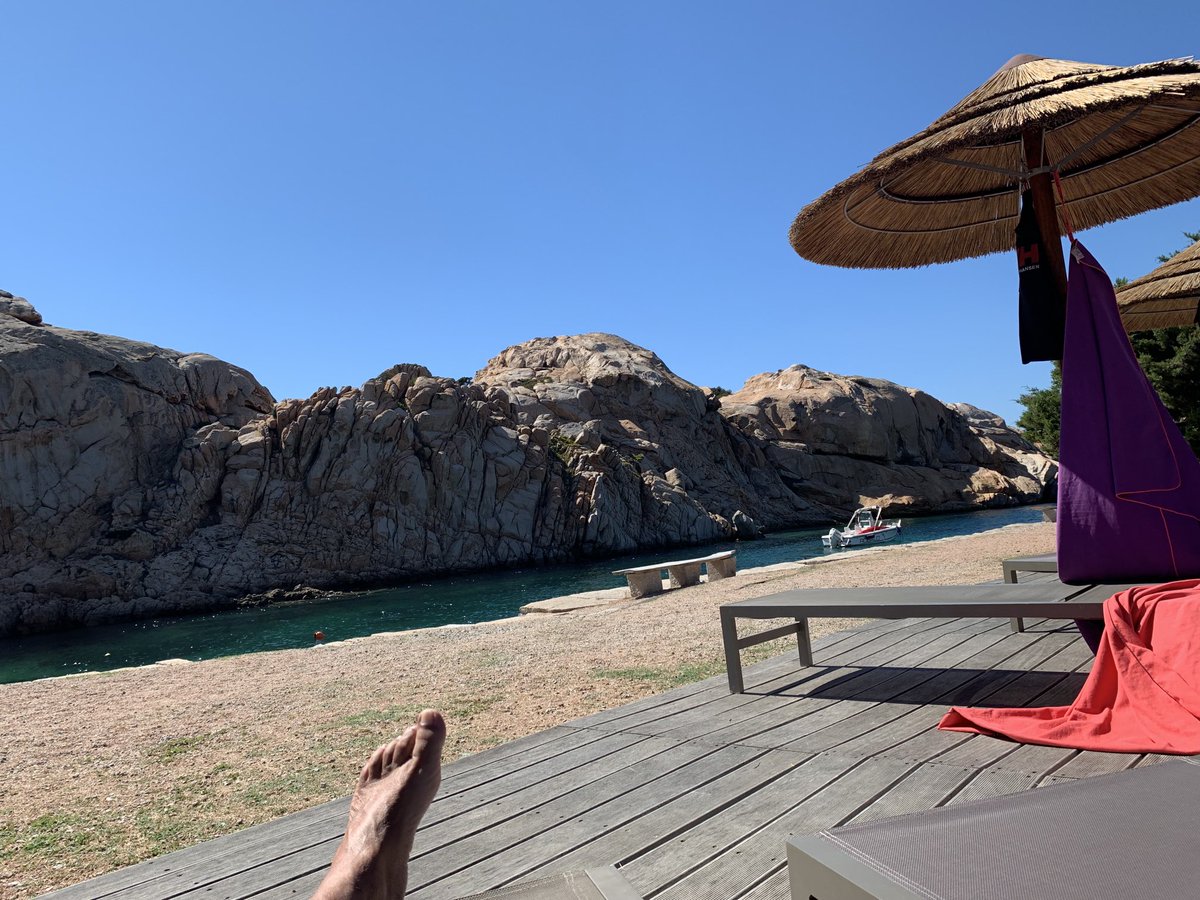 chaabafati's tweet photo. La Maddalena. Il luogo esatto non ve lo dico. Lo tengo per me https://t.co/G8HttDdvi0