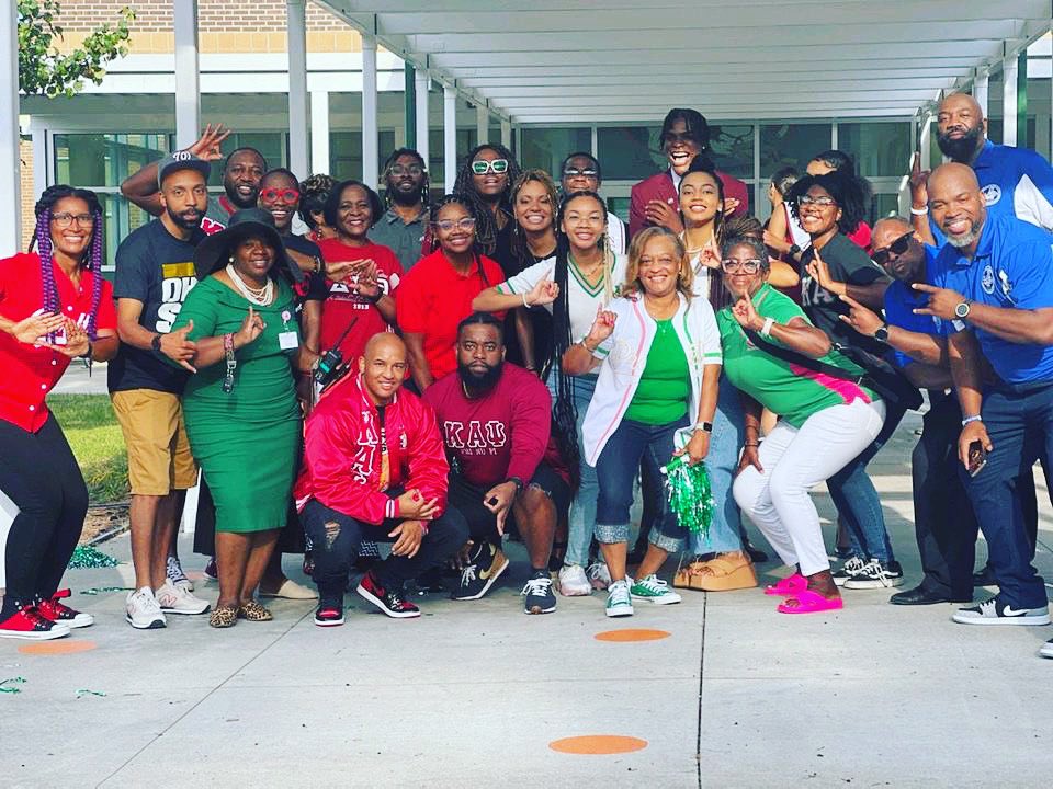 It’s back to school time for #DurhamPublicSchools traditional calendar students. Members of our local #NPHC councils are helping to welcome back students to the classroom. #Durham #WeAreDPS #BestYearEver #BullCity #NPHCDO