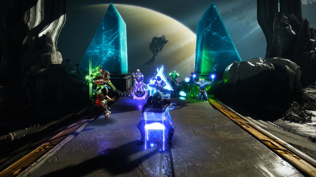 My weekend in two pictures. Destiny 2 King’s Fall raid.