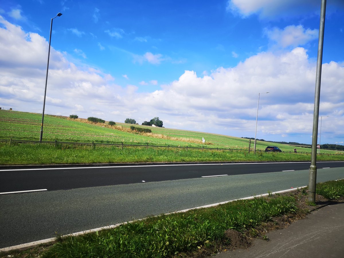 GedMBretherton's tweet photo. Getting in my practice for the #Nicemarathon in October and the #Applecrossduathlon in September. It's a bit flat here but great to be out and doing my best to keep fit. ๐โโ๏ธ๐ต๐ด https://t.co/wuEJsUeLNY